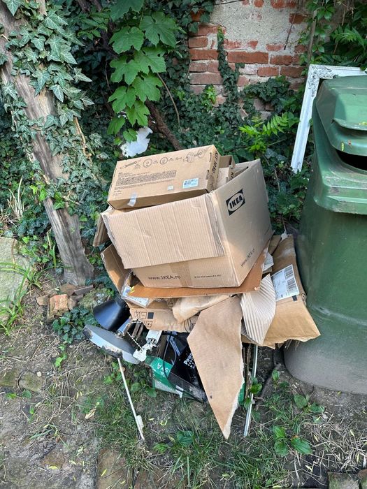 Golire apartamente, Debarasare canapele, Transport mobila, mutari etc.