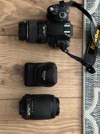 Nikon D40 + Obiectiv Nikon 18-55mm + Obiectiv Nikon 55-200mm + Blit