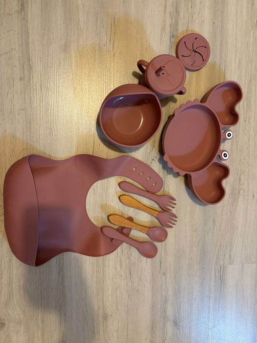 Set hrănire bebeluși 9 accesorii Mov