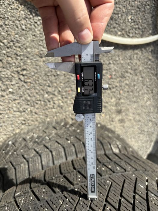 Avelope iarna Continental 245/50 r18