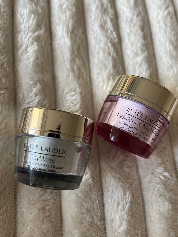 EsteLaudeResilience Multi-Effect Night Tri-Peptide Face and Neck Cr