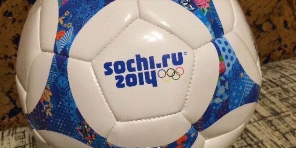 Много рядка футболна топка Олимпиада 2014 Sochi