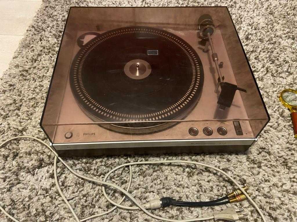 pickup Philips Electronic 312 DC Servo Belt Drive Turntable