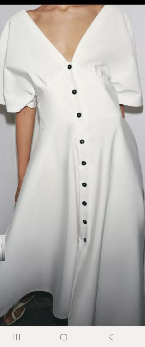 Рокля Zara.  Размер L.