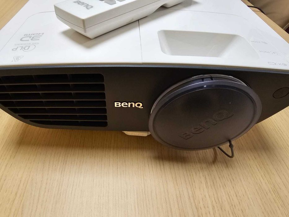 Videoproiector 3D BenQ W703D, HD, serial, HDMI