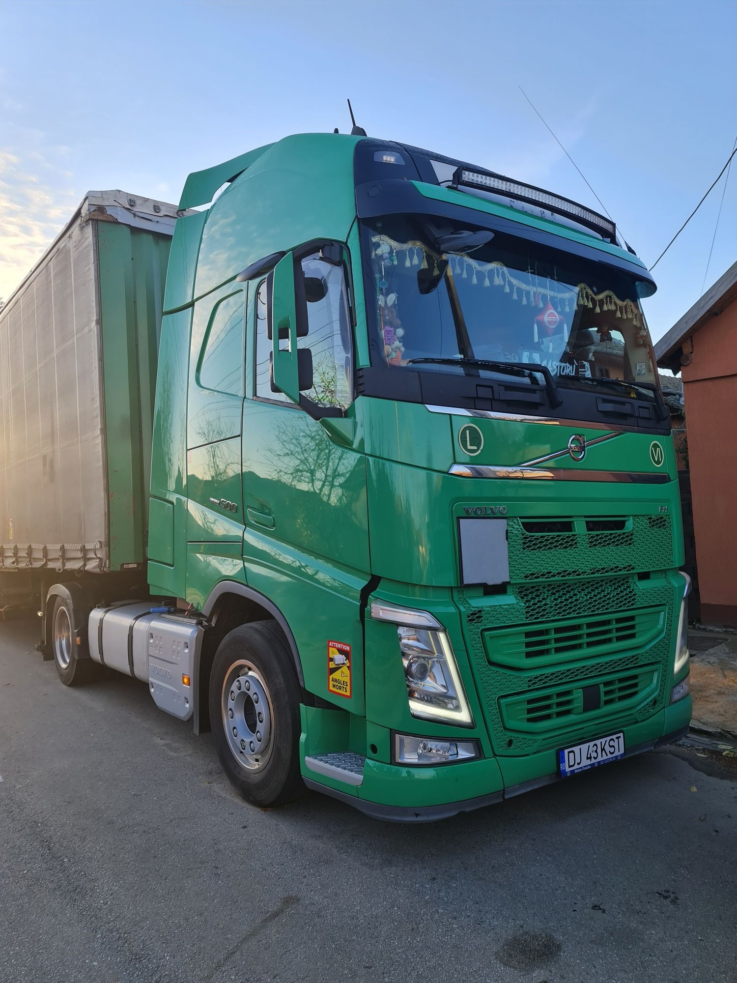 Ansamblu Volvo FH500 EURO 6 mega + krone mega