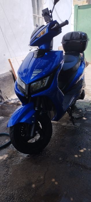 Продам скутер м 8 sonlink