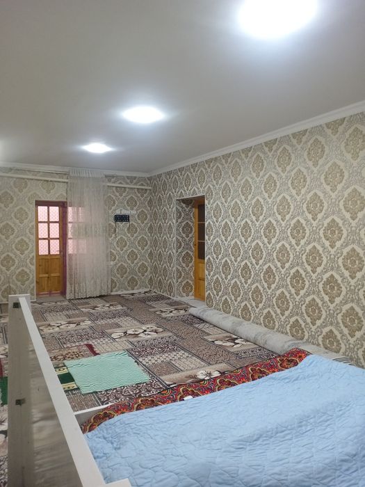 Uy SOTILADI 4 hona banya alohida tovuqhona, molhona, qo'yhona,