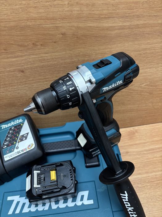 Filetanta makita DHP458 cu percutie