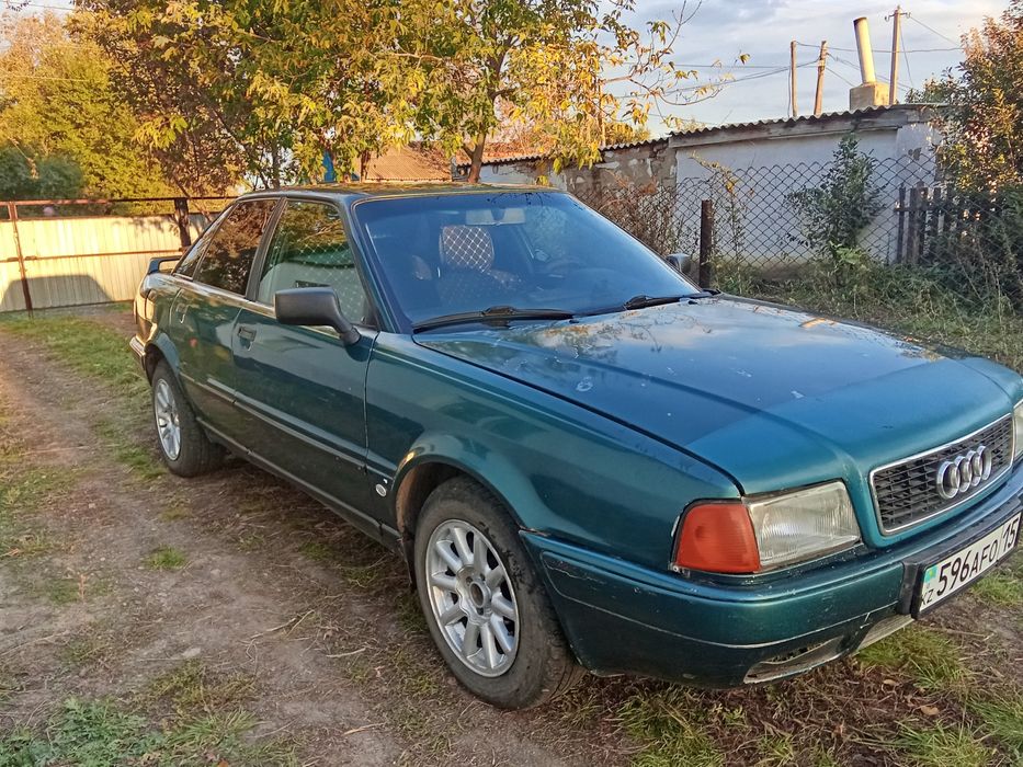 Продам машину Ауди б4