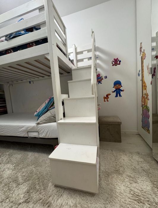 Pat etajat copii, cu saltea inclusa 90x 200, lemn masiv alb, cu scari
