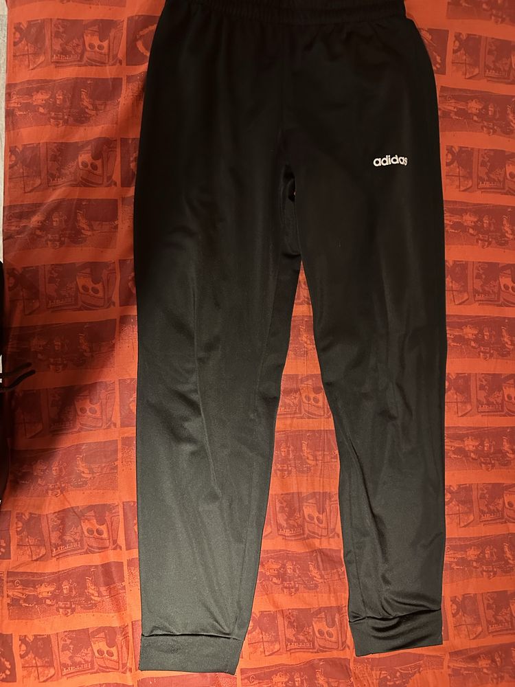 *ИЗГОДНА ЦЕНА*Adidas екип