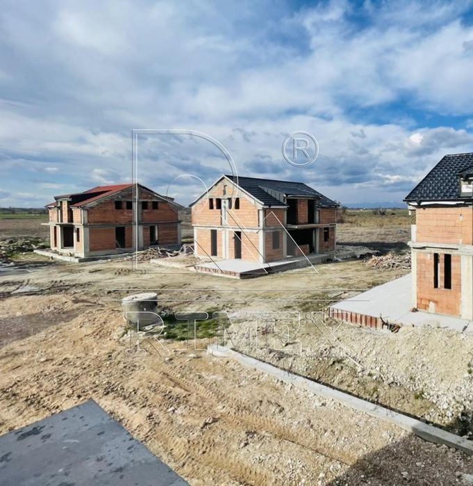 Продава се Къща в с. Скутаре, Област Пловдив - 140 кв.м за 1143 €/кв.м - Снимка #5