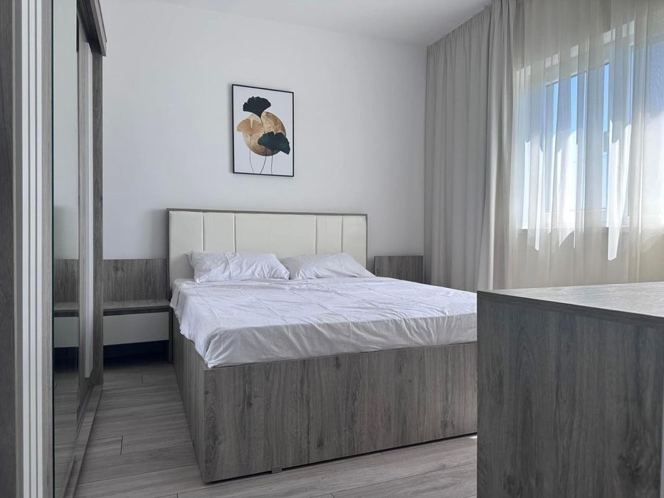 Inchiriez apartament cu 2 camere-BLOC NOU