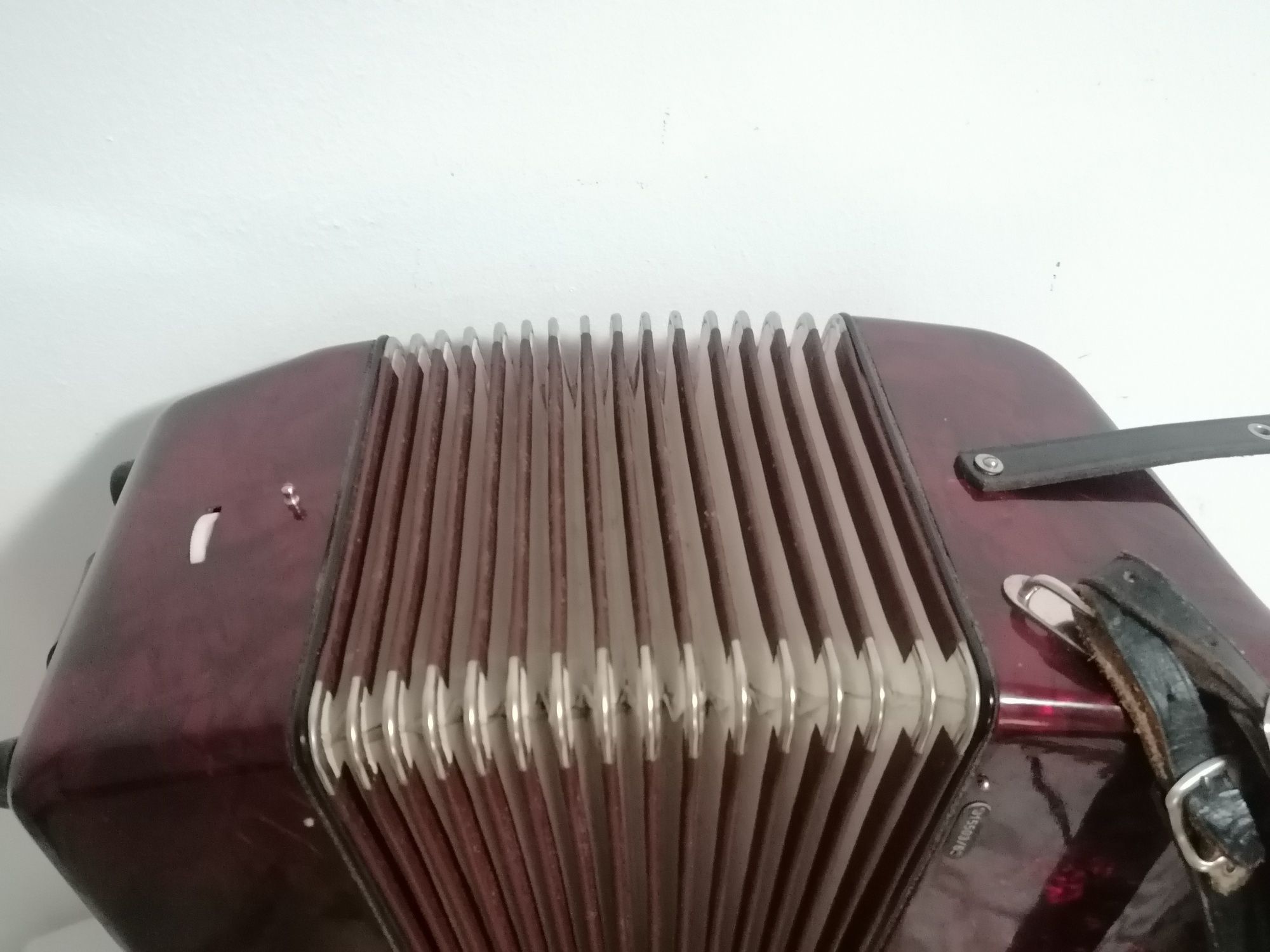 Acordeon Weltmeister cu 40 de basi/ nu Hohner