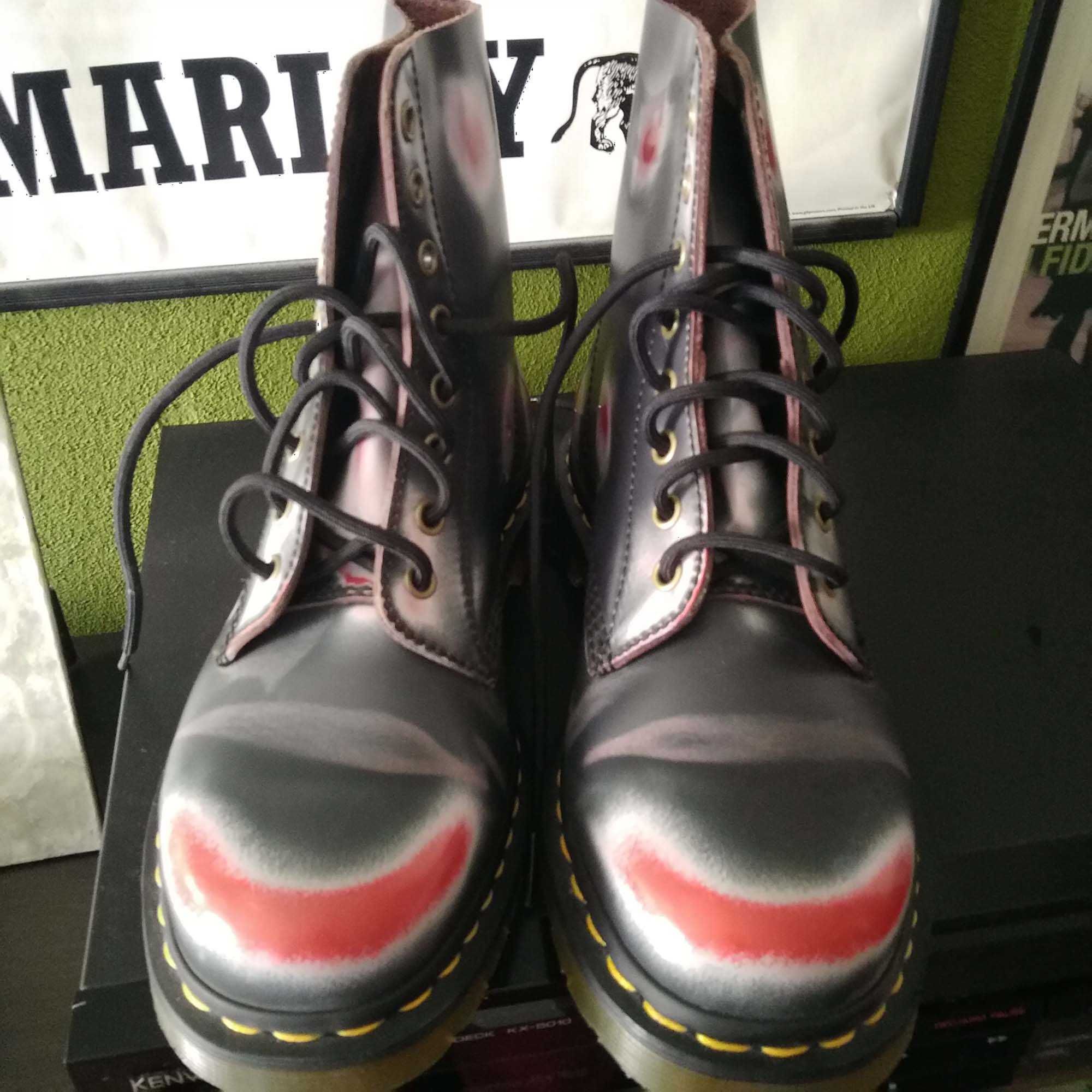 DR. MARTENS PASCAL RUB OFF Multi colour 1460 кубинки, номер 41, UK 7
