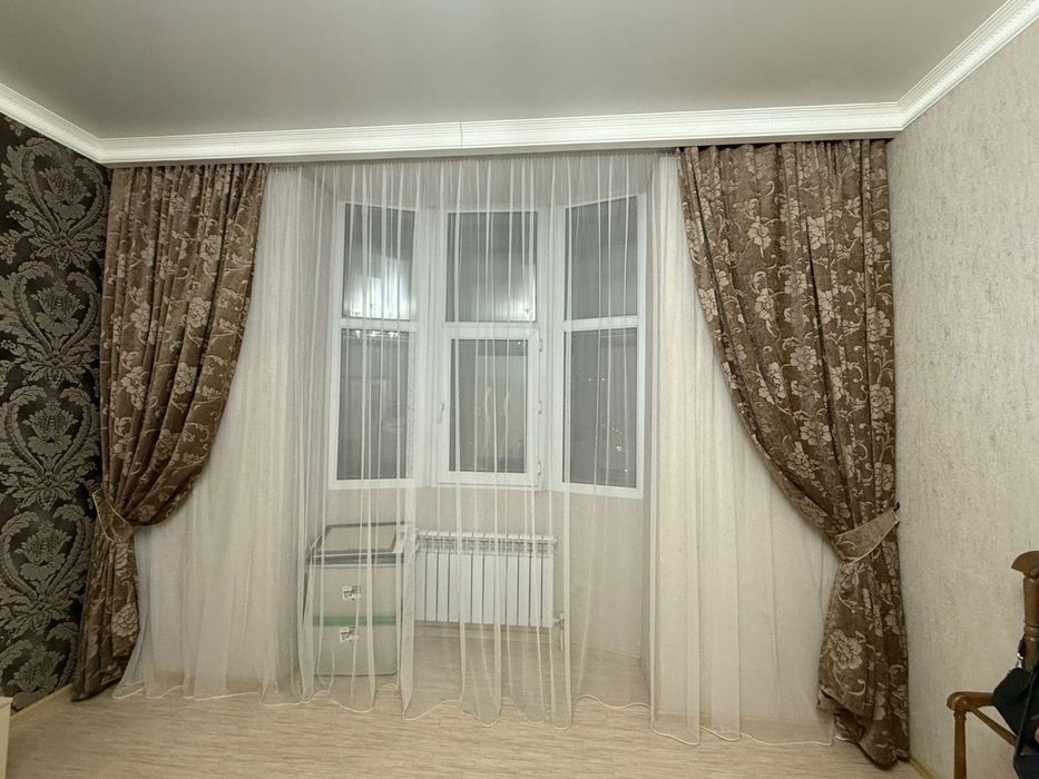 Продам шторы с тюлями. Турция