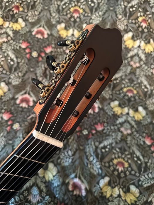 Класическа китара марка Кремона, серия Artist, модел Romida RD-S