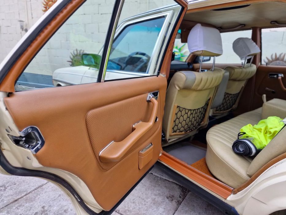Mercedes Benz 240 D