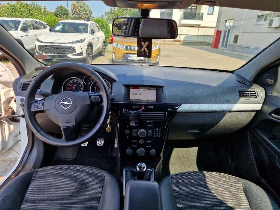 Opel Astra H Gtc