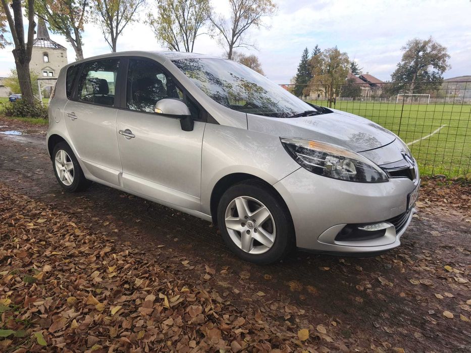 Scenic 110Cp Automată Diesel Business Edition Perfectă fără daune