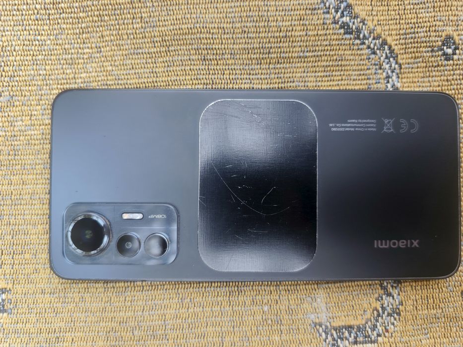 Xiaomi 12 Lite 5 g xolati ideal xotirasi 8ga128
