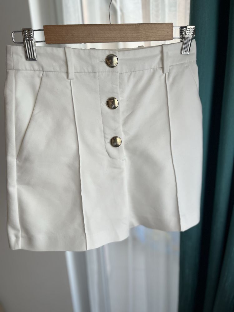 Zara къси панталонки