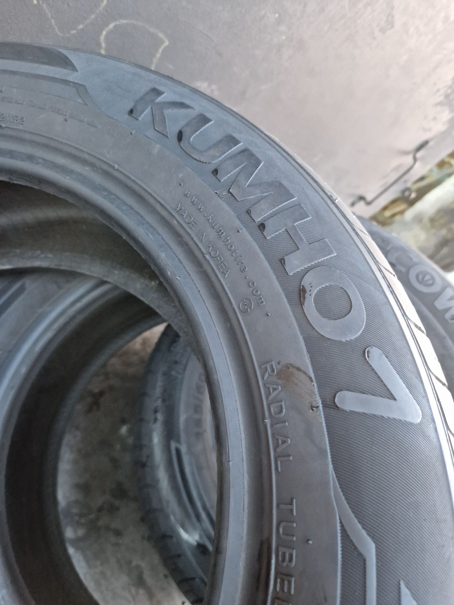 4 Anvelope ca noi Kumho 185 60 R15 de vara