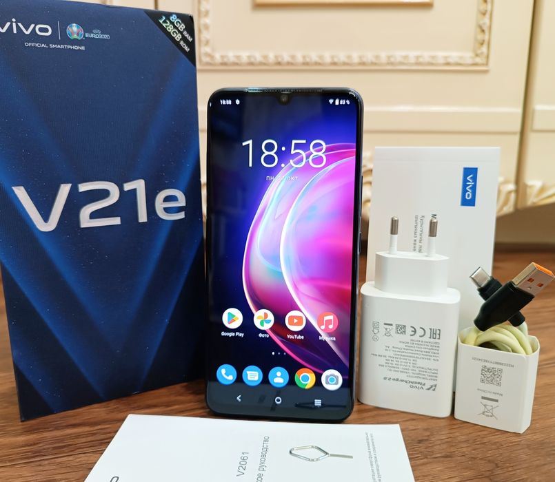 VIVO V21e на 128ГБ Полный комплект.