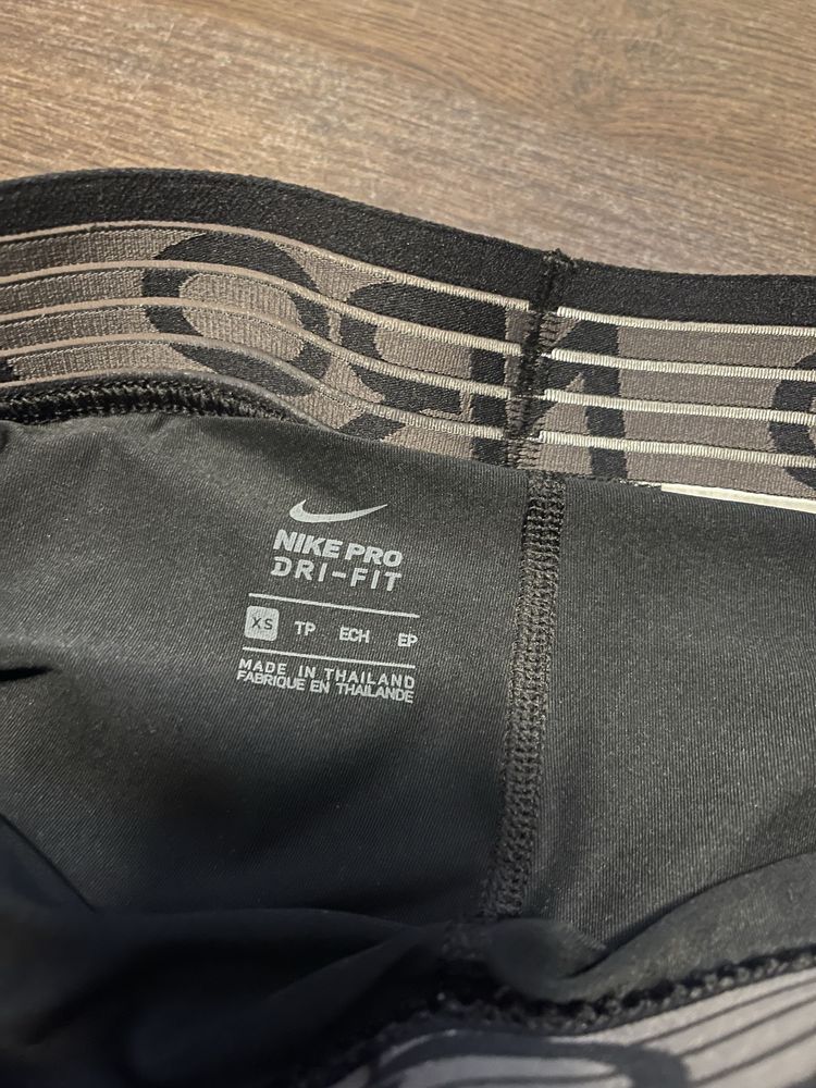 Pantaloni scurti Nike Pro