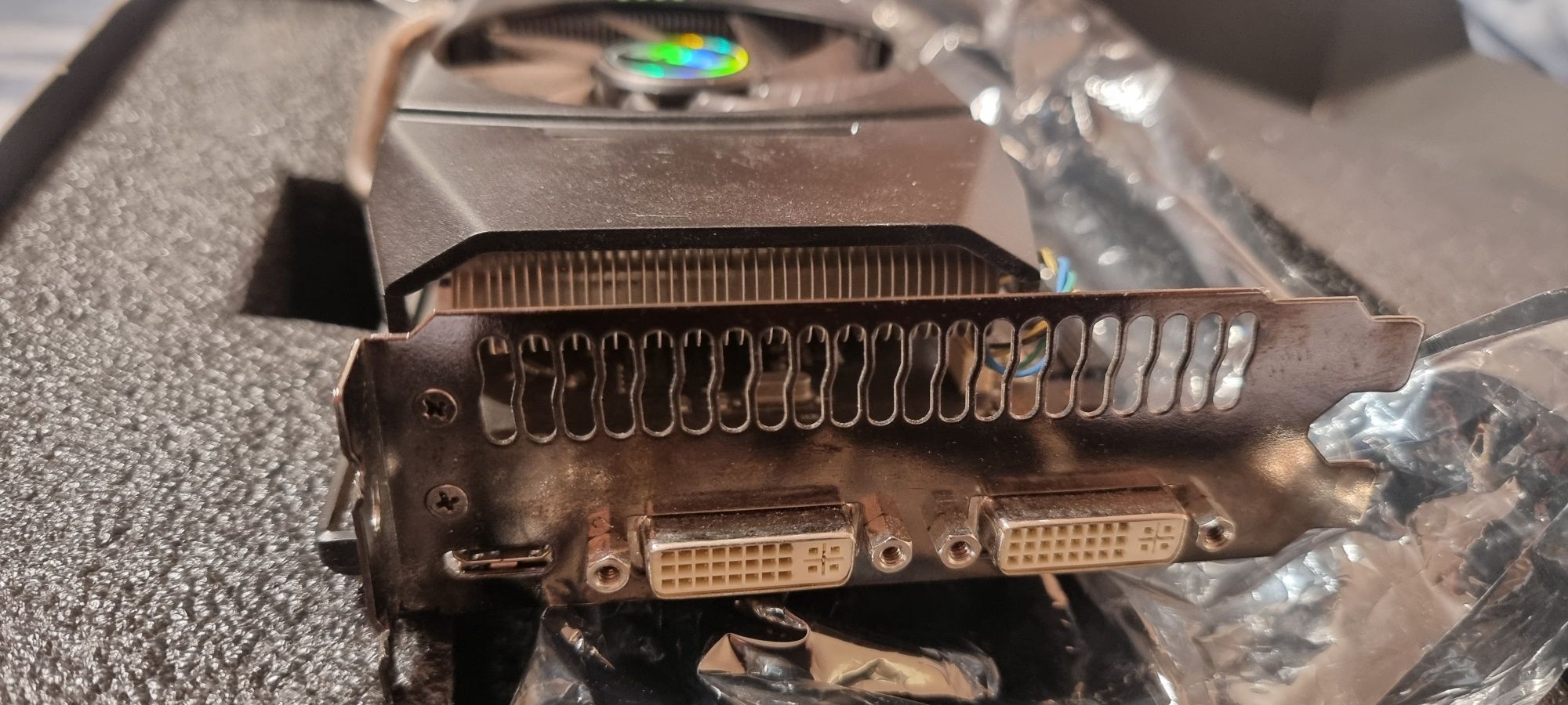Видео карта GeForce GTX 460
