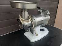 Motor masina tocat carne