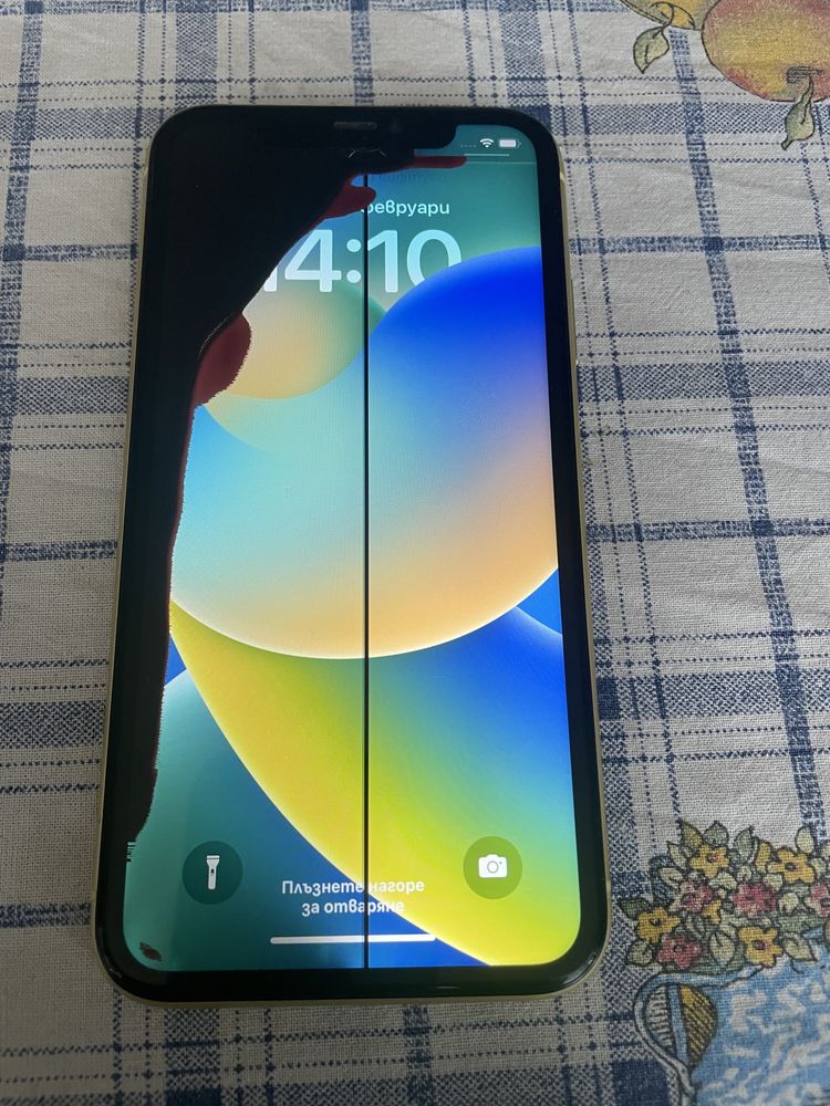 Iphone 11. За дисплей