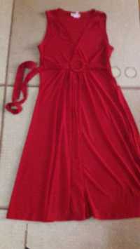 Продам платье красного цвета, стрейч 44-46 размер