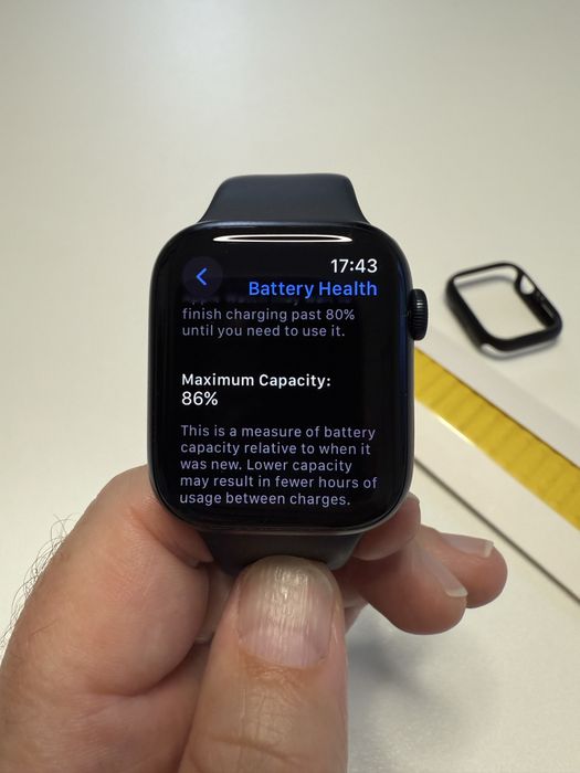 Apple Watch Seria 8 45mm Cellular - 999 lei