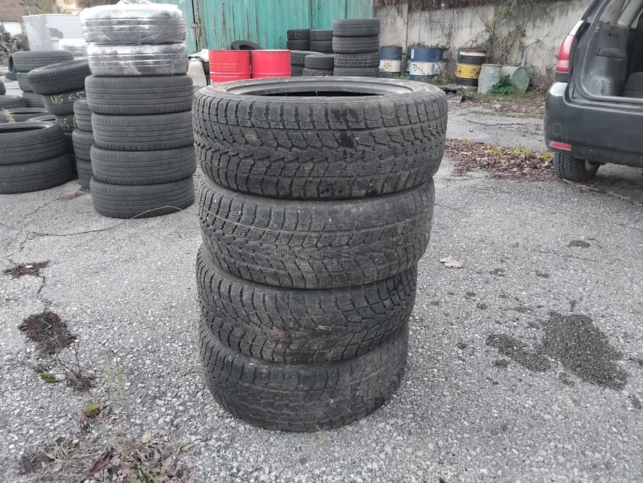 Гуми 225 55 18 Тойо Toyo 4 броя. Нов внос. Не са нови! Цената е за бр.