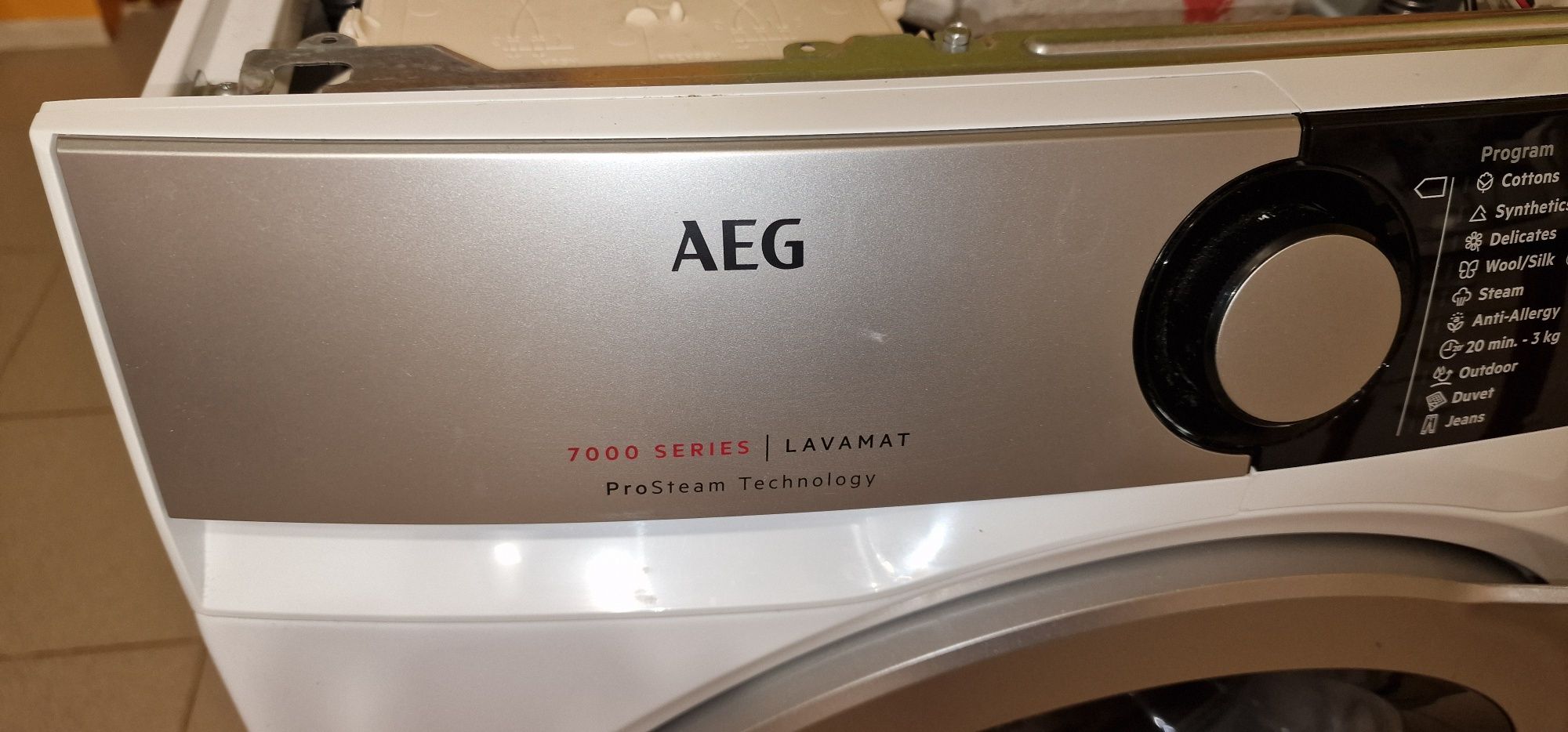 Казан с барабан от AEG 9kg 1400об L7FEE49S !!!ЗА ЛАГЕРИ!!!