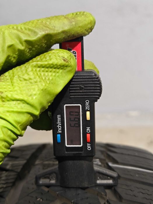 Anvelope de iarna 225/40R18 Continental WinterContact