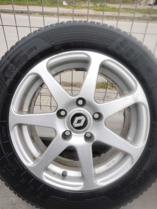 Джанти с гуми 15" 5*114,3