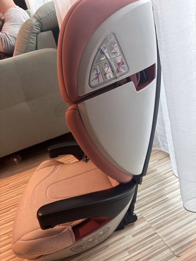 Scaun auto 15-36 kg  cu Isofix