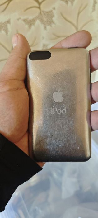 Apple iPod 32гигабайт