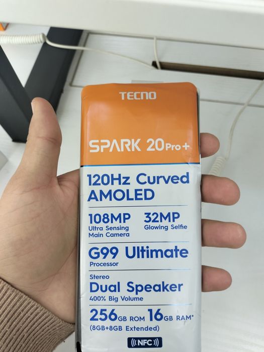 Tecno spark 20 pro+
