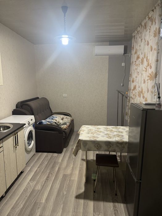 Аренда Авиасозолар 1 1/1/4 бывшее общежитие