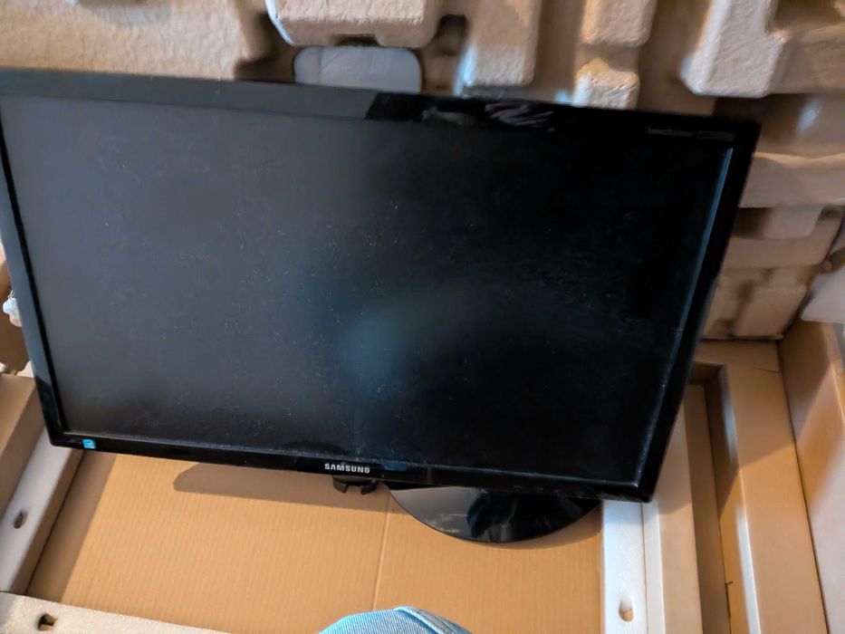 Monitor Samsung S2B300H