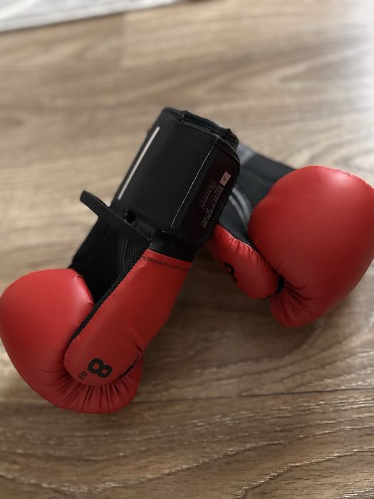 Manusi box copii Outshock 100