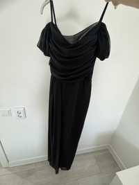 Вечернее платье черного цвета с блестками