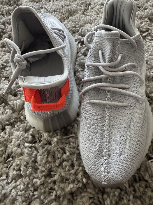 yeezy 350 v2 marime 43