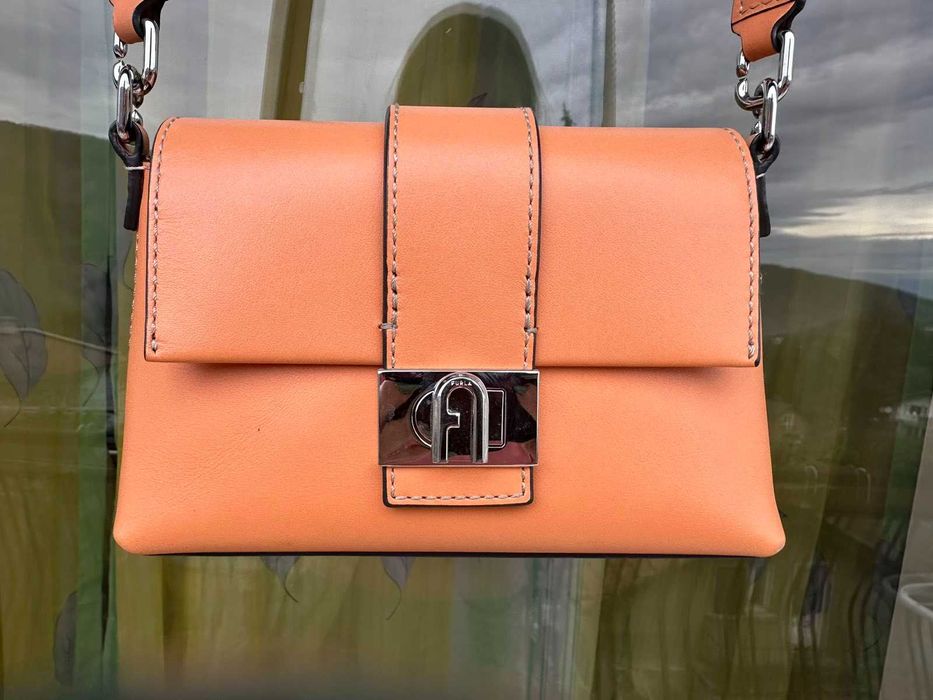 Дамска чанта Furla