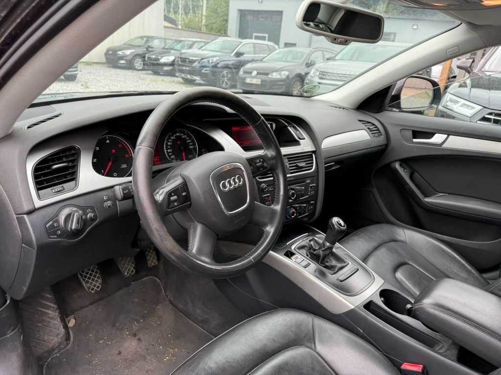Audi A4 b8 limuzina/2009/2.0 tdi