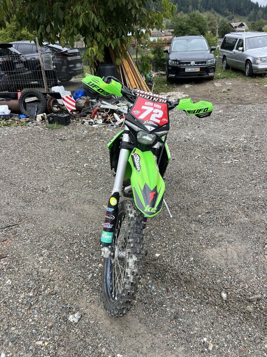 Vând kavasaki kxf 250  2016
